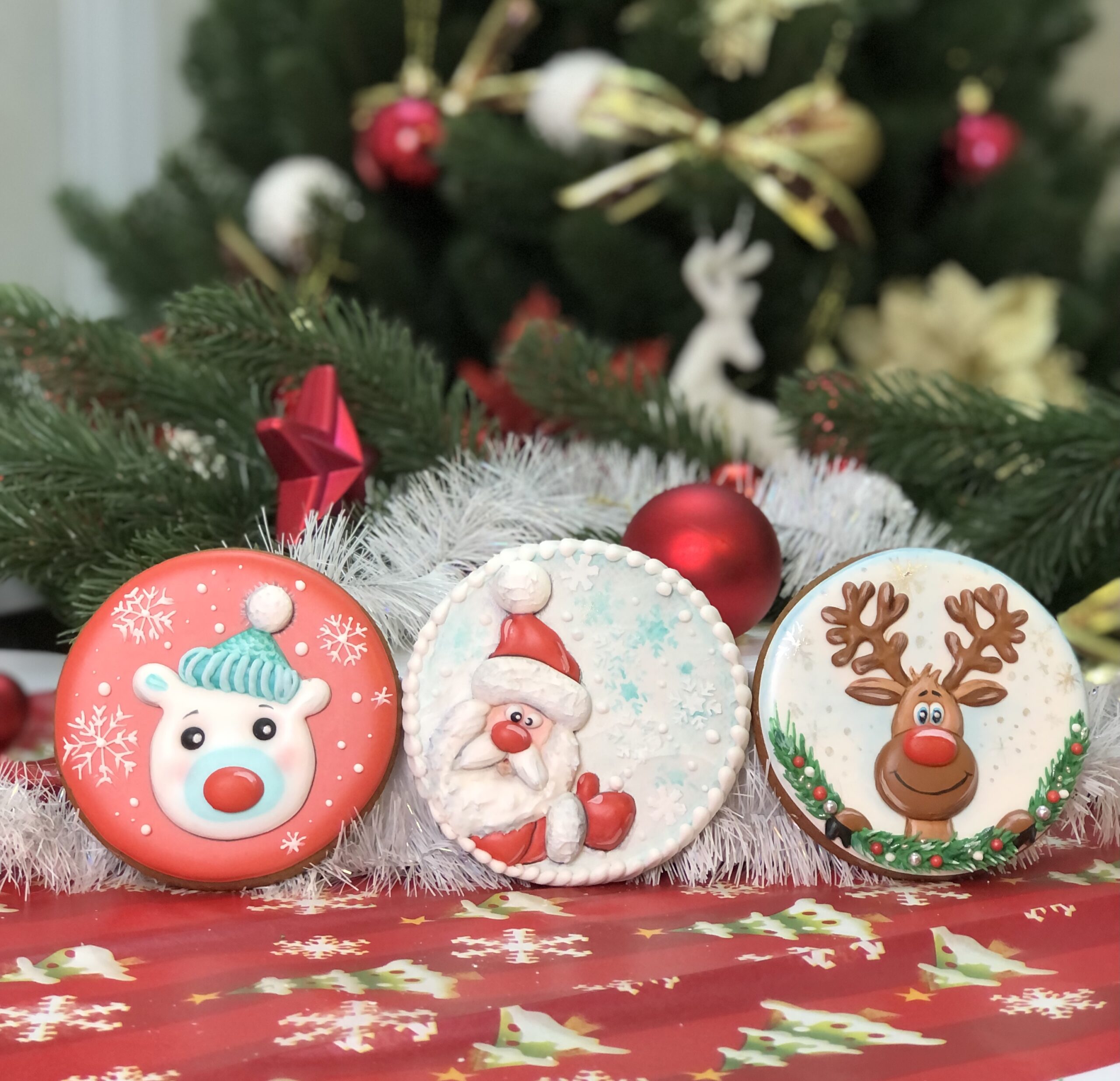Новогодний